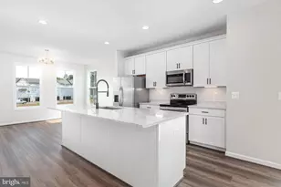 3814 Drayton Ct, Fredericksburg, VA 22408 - Photo 2