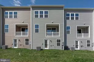 9287 Tanfield Dr, Fredericksburg, VA 22408 - Photo 16