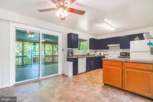 11615 Kenton Dr, Fredericksburg, VA 22407 - Photo 4