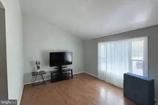 11615 Kenton Dr, Fredericksburg, VA 22407 - Photo 2