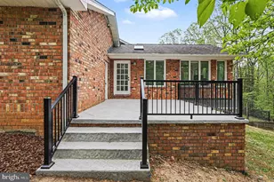 7 River Bluffs Dr, Fredericksburg, VA 22407 - Photo 36