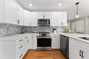 8811 Kent Ct, Fredericksburg, VA 22408 - Photo 10