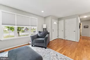 8811 Kent Ct, Fredericksburg, VA 22408 - Photo 4