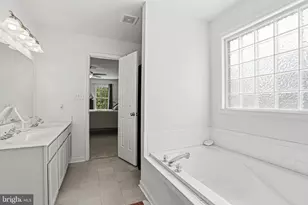 5803 S Cedar Ridge Ln, Fredericksburg, VA 22407 - Photo 20