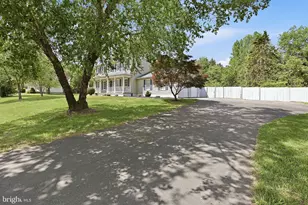 5803 S Cedar Ridge Ln, Fredericksburg, VA 22407 - Photo 2