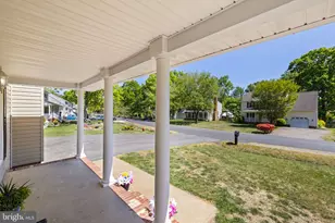 5313 Leavells Crossing Dr, Fredericksburg, VA 22407 - Photo 2