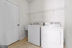 5817 S Mills Manor Ct, Fredericksburg, VA 22407 - Photo 26