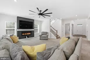 11003 Waterstone Pl, Spotsylvania, VA 22551 - Photo 10
