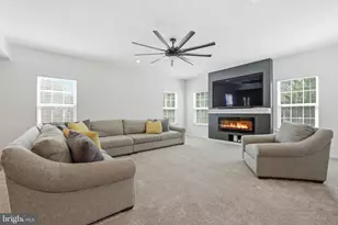 11003 Waterstone Pl, Spotsylvania, VA 22551 - Photo 2