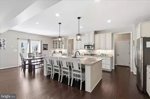 7804 Hermitage Dr, Fredericksburg, VA 22407 - Photo 12