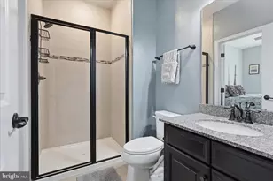 7804 Hermitage Dr, Fredericksburg, VA 22407 - Photo 28