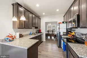 5222 Calvert Ct, Fredericksburg, VA 22407 - Photo 2