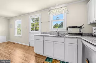 8425 Pamunkey Rd, Spotsylvania, VA 22551 - Photo 10
