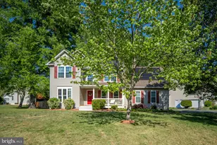 10127 New Scotland Dr, Fredericksburg, VA 22408 - Photo 2