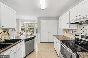 4205 Sorrell Ct, Fredericksburg, VA 22408 - Photo 8