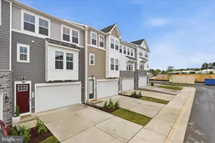 9507 Maidenhair Ave, Fredericksburg, VA 22407 - Photo 2