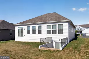 1709 Hudgins Farm Cir, Fredericksburg, VA 22408 - Photo 28