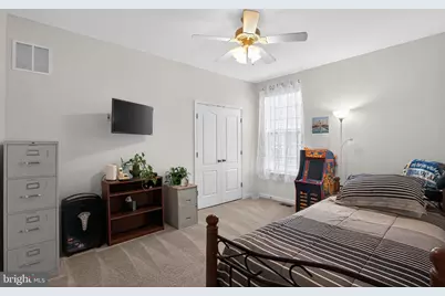 1709 Hudgins Farm Circle, Fredericksburg, VA 22408 - Photo 10