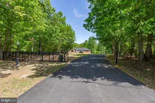10201 Elys Frd Rd, Fredericksburg, VA 22407 - Photo 6