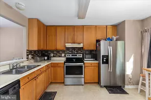 5700 Falls Way Ct, Fredericksburg, VA 22407 - Photo 6