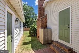 4512 Rebecca Rd, Fredericksburg, VA 22408 - Photo 8