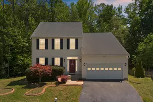 11301 Currituck Ct, Fredericksburg, VA 22407 - Photo 2