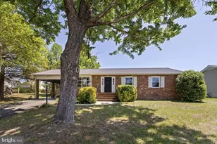 6 Juniper Ct, Fredericksburg, VA 22408 - Photo 2