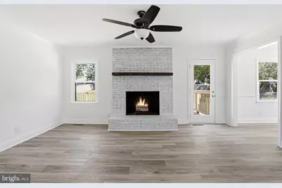 310 Sycamore Drive, Fredericksburg, VA 22408 - Photo 6