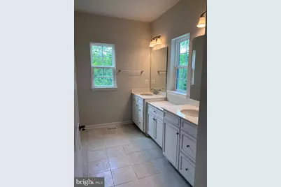 5020 Birch Leaf Circle, Fredericksburg, VA 22407 - Photo 8