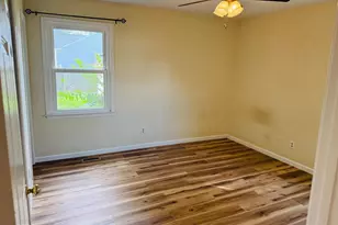 212 Gerber Dr, Fredericksburg, VA 22408 - Photo 10