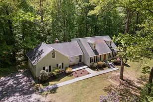 8030 Singing Wood Ln, Spotsylvania, VA 22553 - Photo 4