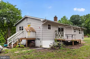 9600 Honeysuckle Rd, Fredericksburg, VA 22408 - Photo 4