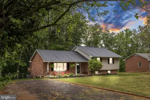 836 Churchill Dr, Fredericksburg, VA 22407 - Photo 1