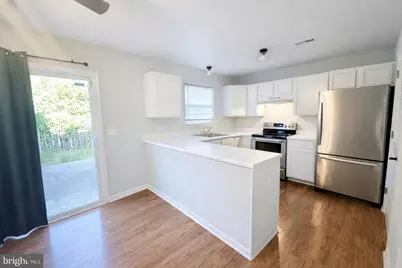 9947 Matti Hill Ct, Fredericksburg, VA 22408 - Photo 4