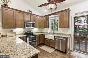 12400 Henkins Ln, Spotsylvania, VA 22551 - Photo 10
