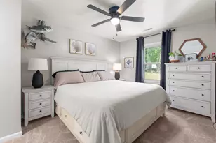 10400 Daniels Ct, Spotsylvania, VA 22553 - Photo 16