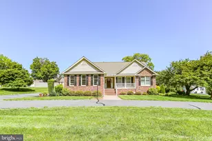 105 Brooke Dr, Fredericksburg, VA 22408 - Photo 2