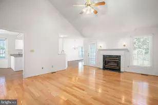 105 Brooke Dr, Fredericksburg, VA 22408 - Photo 8