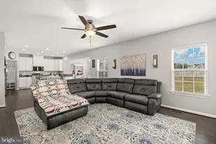 9107 Wild Spruce Dr, Fredericksburg, VA 22407 - Photo 12
