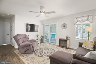 7401 Brentford Ter, Fredericksburg, VA 22407 - Photo 10