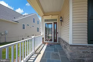 7910 Burbank Ave, Fredericksburg, VA 22407 - Photo 4