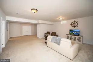 7910 Burbank Ave, Fredericksburg, VA 22407 - Photo 46