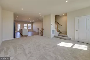 9390 Tanfield Dr, Fredericksburg, VA 22408 - Photo 24