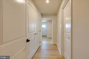 9390 Tanfield Dr, Fredericksburg, VA 22408 - Photo 8