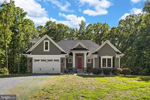 8300 Arlene Acres Dr, Fredericksburg, VA 22408 - Photo 2