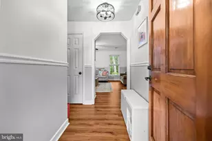 204 Bowen Dr, Fredericksburg, VA 22407 - Photo 4