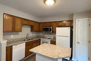 4003 Fountain Bridge Ct, Fredericksburg, VA 22408 - Photo 6