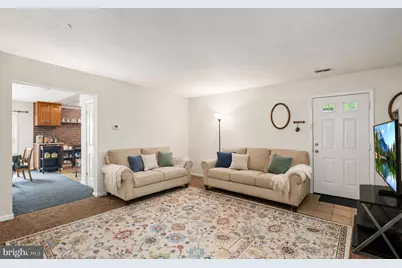 307 Olde Greenwich Drive, Fredericksburg, VA 22408 - Photo 2