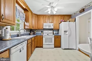 11823 Rutherford Dr, Fredericksburg, VA 22407 - Photo 18