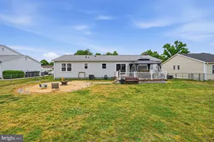 5725 Up-A-Way Dr, Fredericksburg, VA 22407 - Photo 2